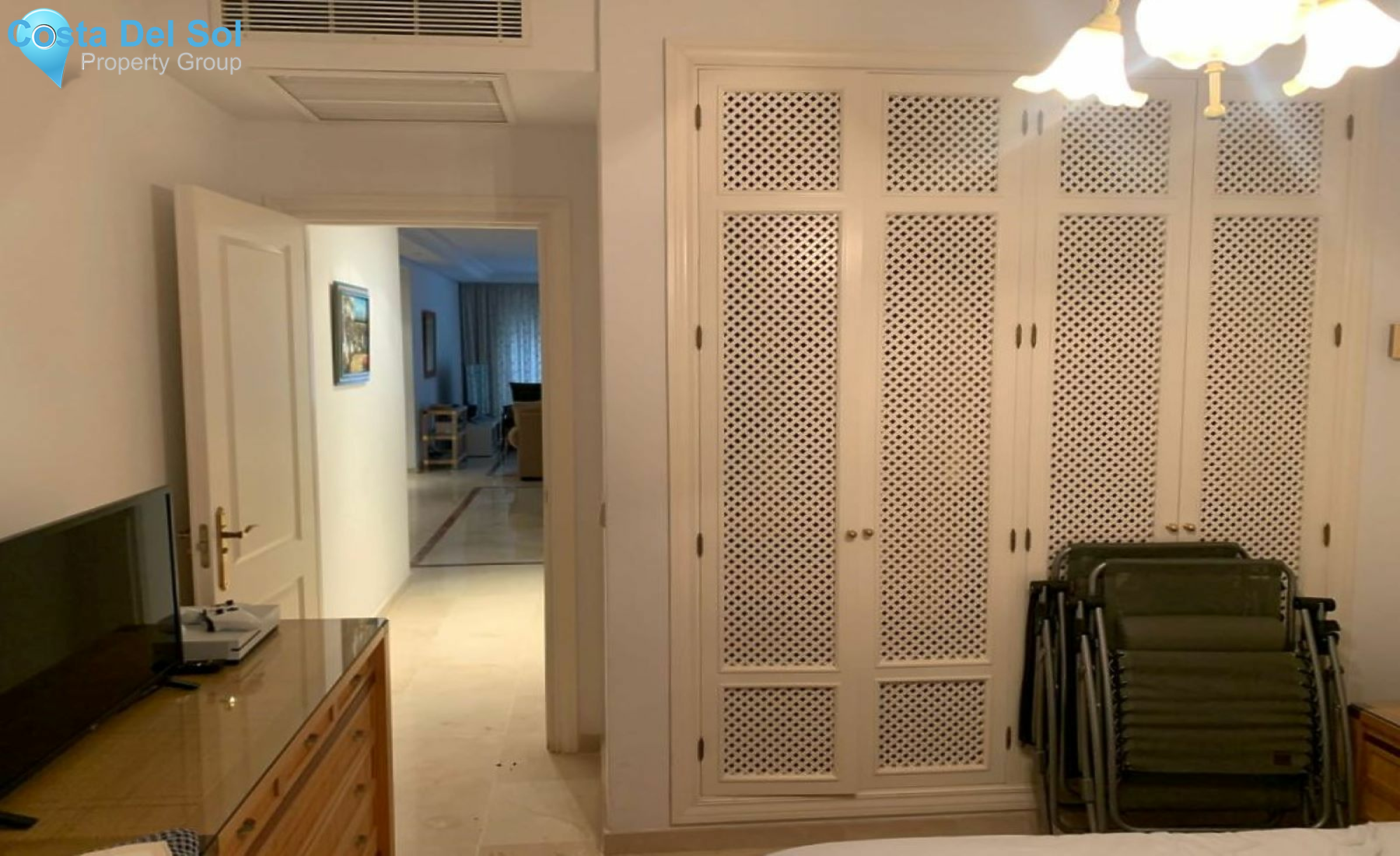 Middle Floor Apartment in Marbella-1224554