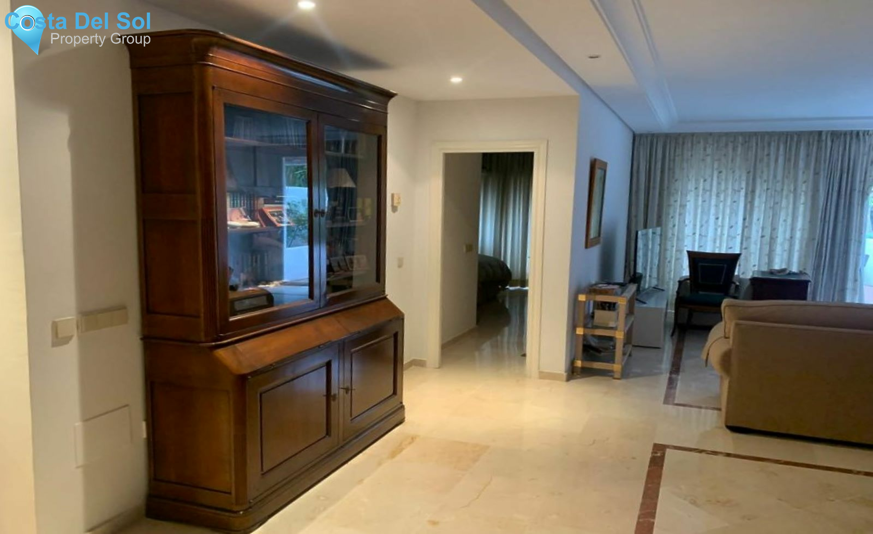 Middle Floor Apartment in Marbella-1224546