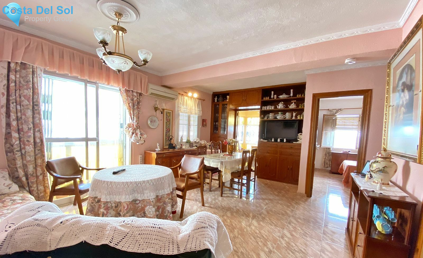 Middle Floor Apartment in Marbella-1389426