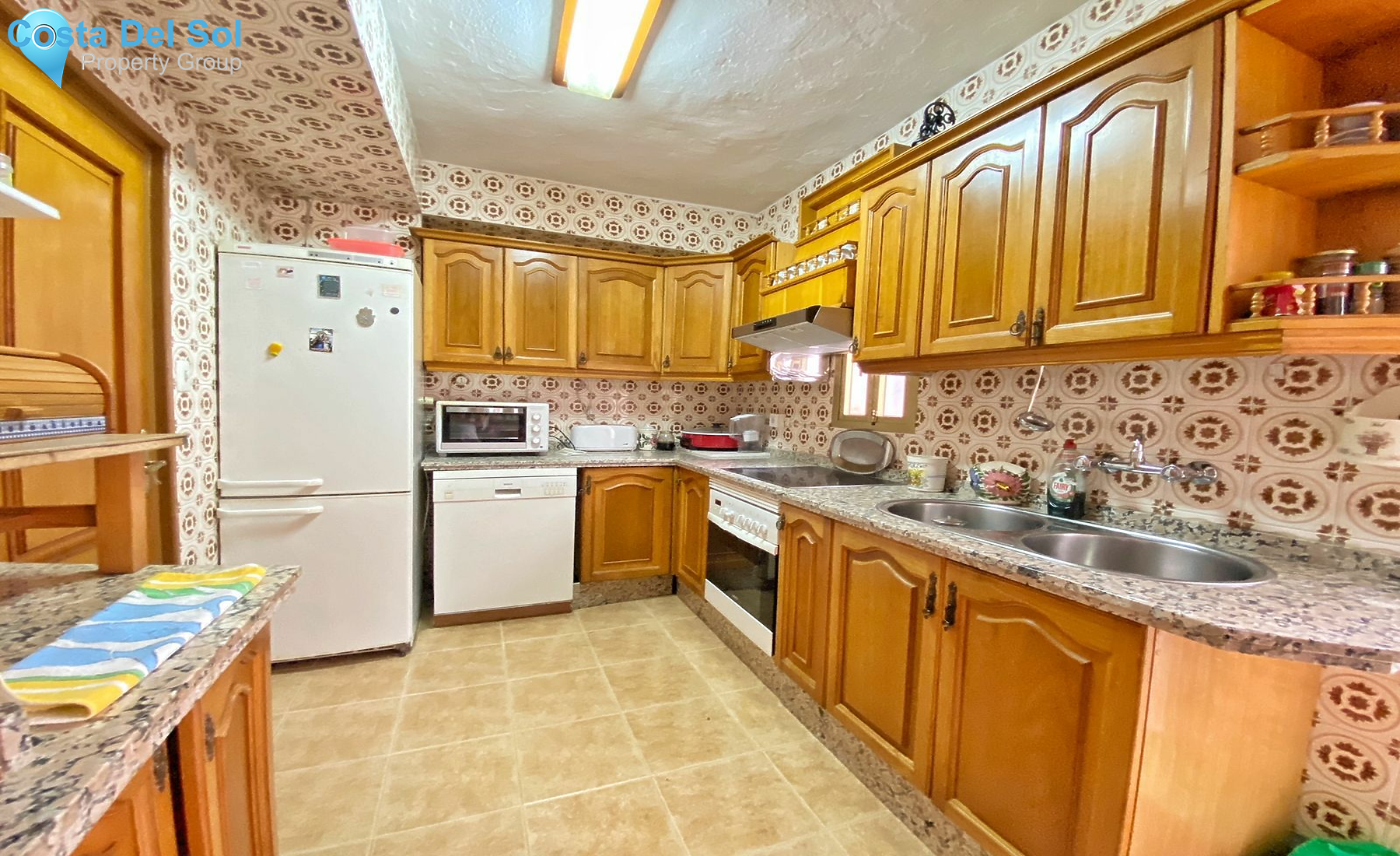 Middle Floor Apartment in Marbella-1389423