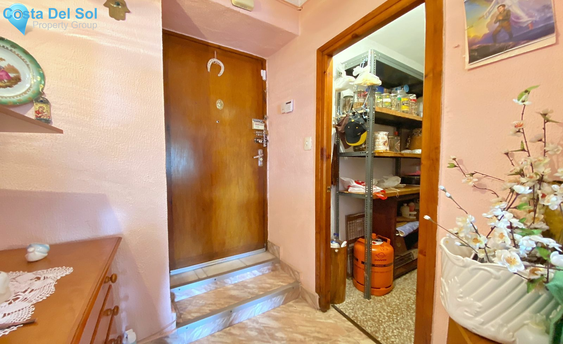 Middle Floor Apartment in Marbella-1389424