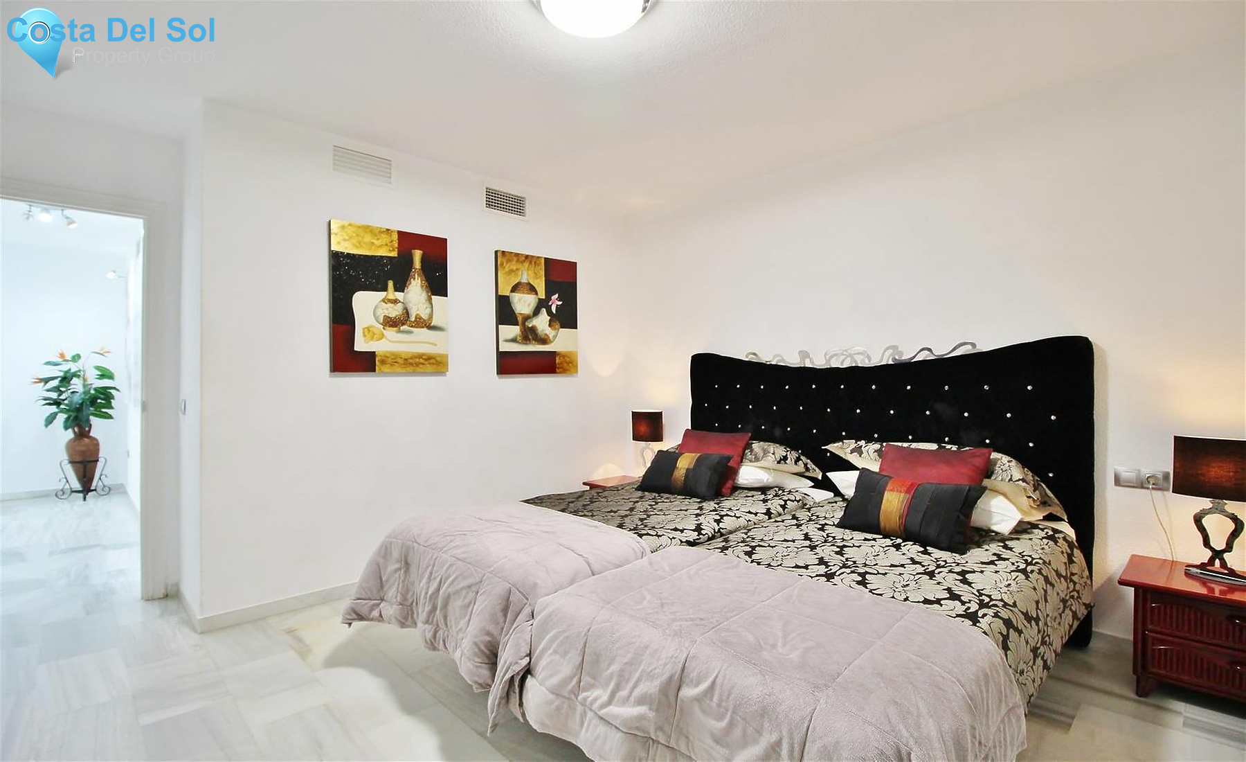 Middle Floor Apartment in Marbella-1389697