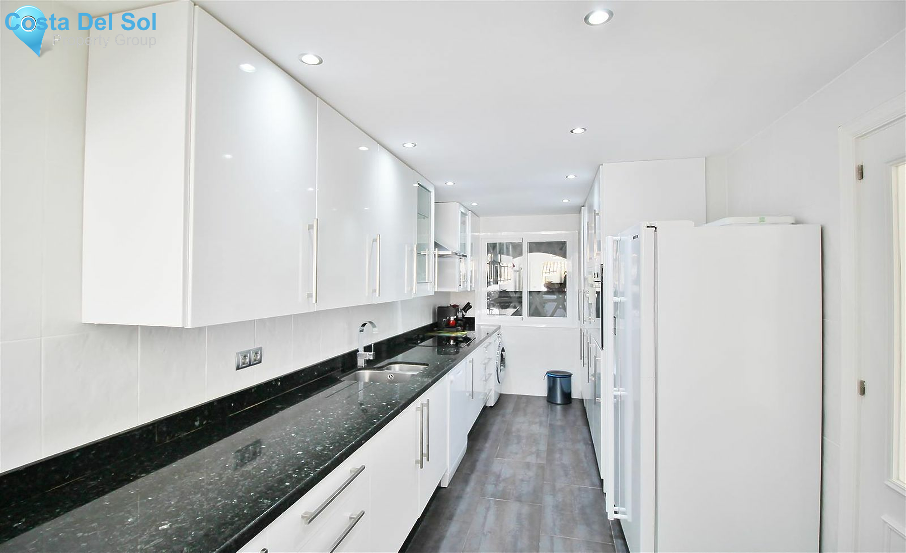 Middle Floor Apartment in Marbella-1389691