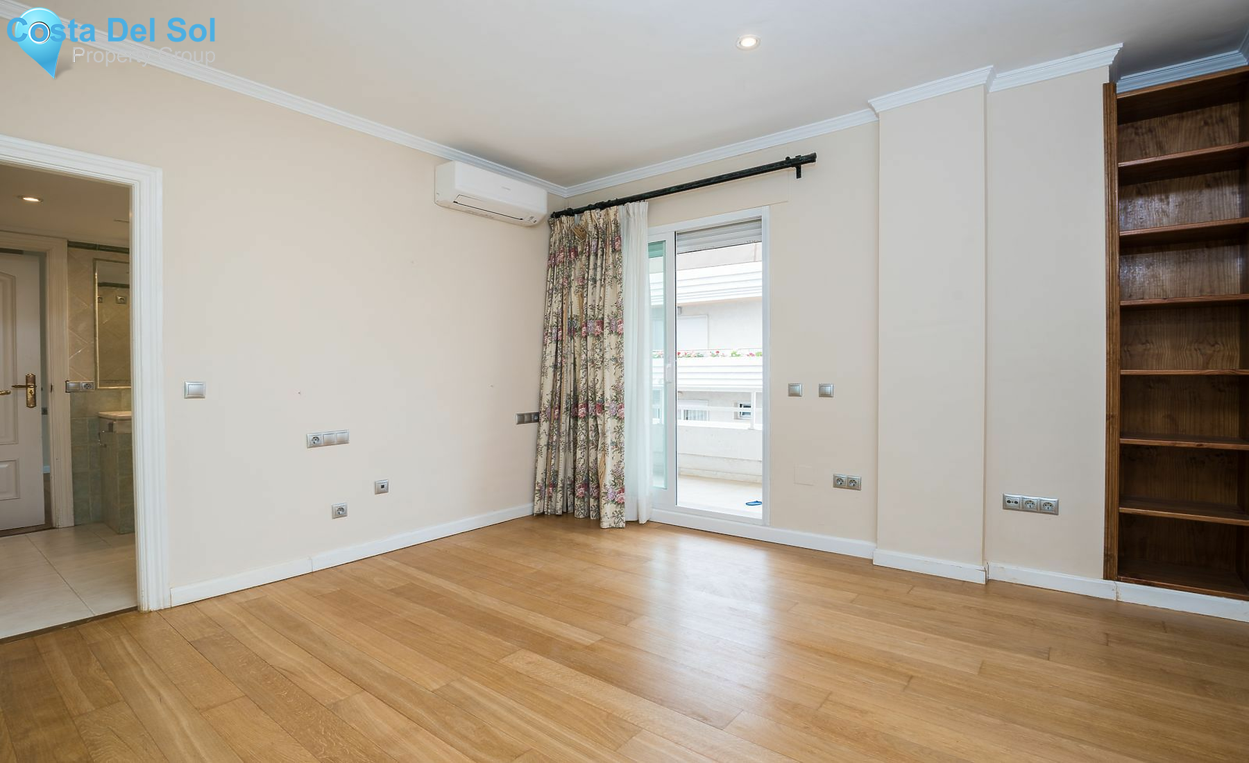 Middle Floor Apartment in Marbella-1392145
