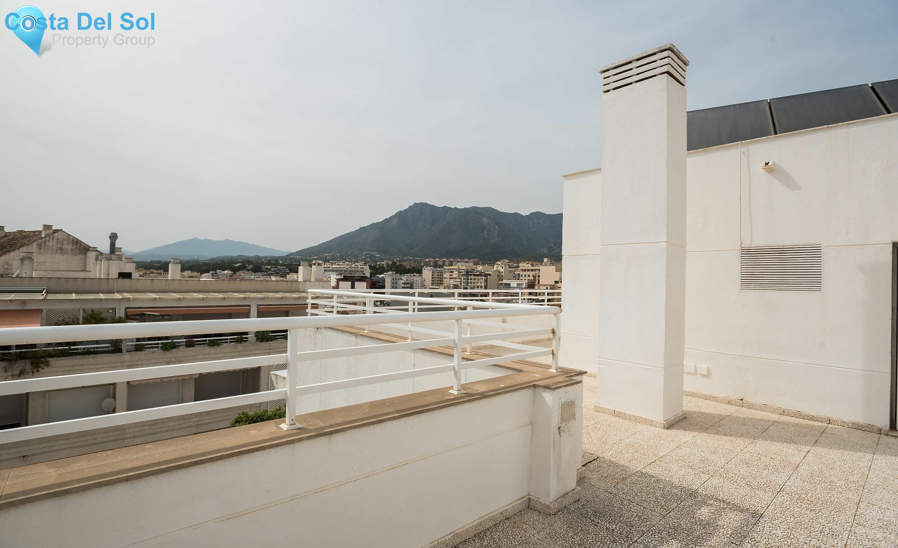 Middle Floor Apartment in Marbella-1392159