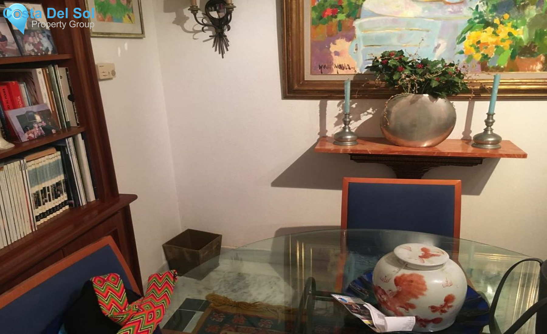 Middle Floor Apartment in Marbella-1396022