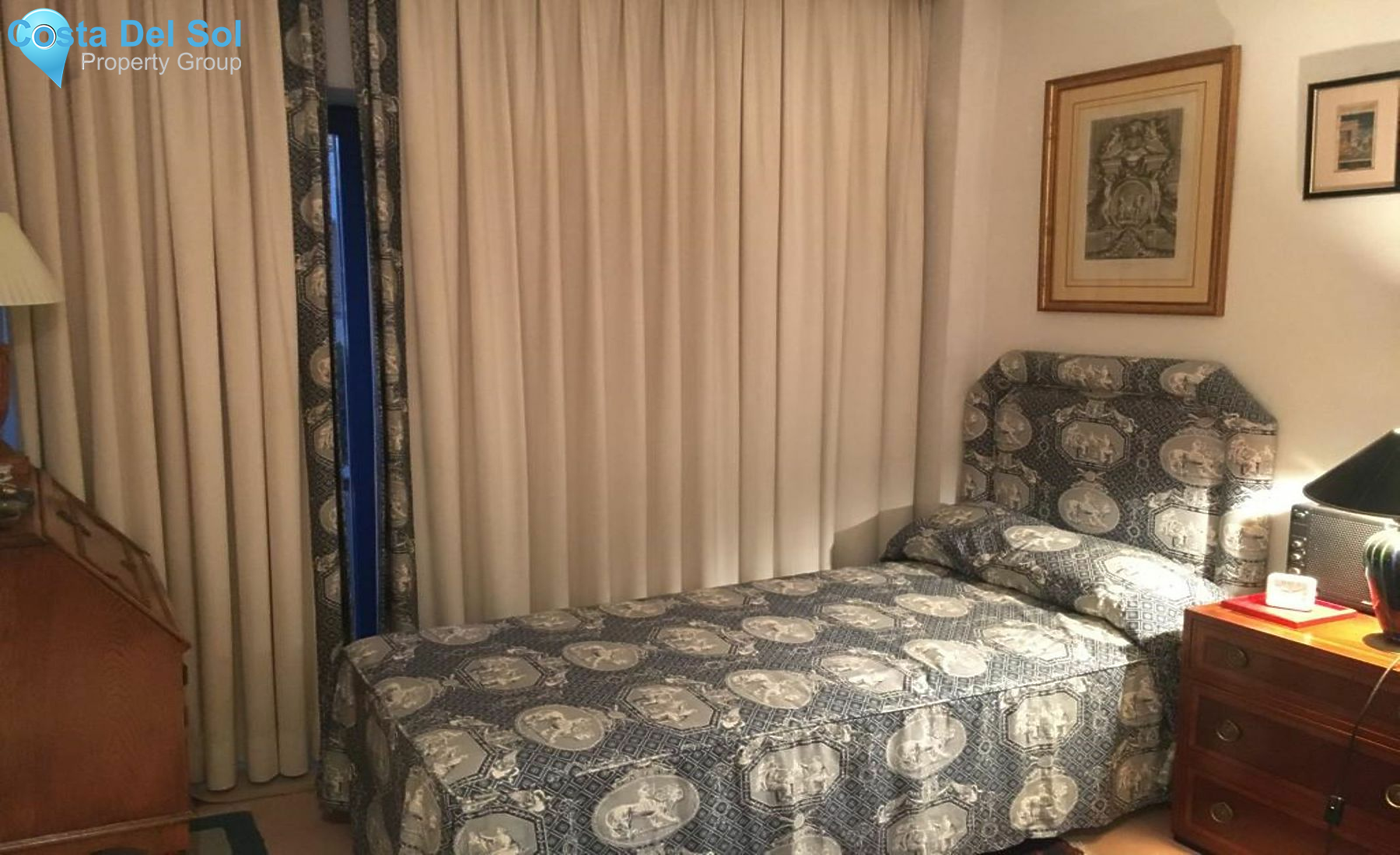 Middle Floor Apartment in Marbella-1396023