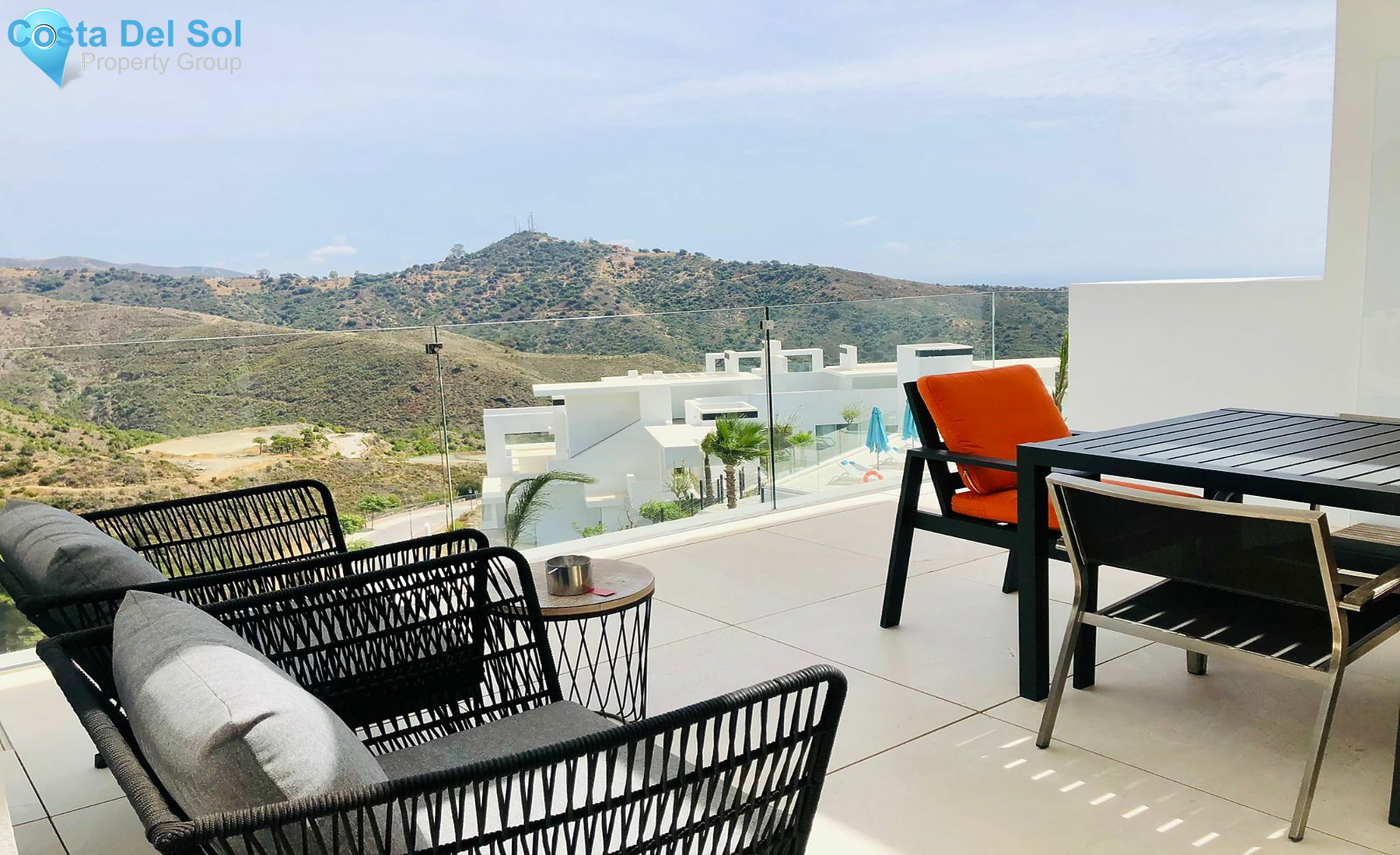 Middle Floor Apartment in Marbella-1396587