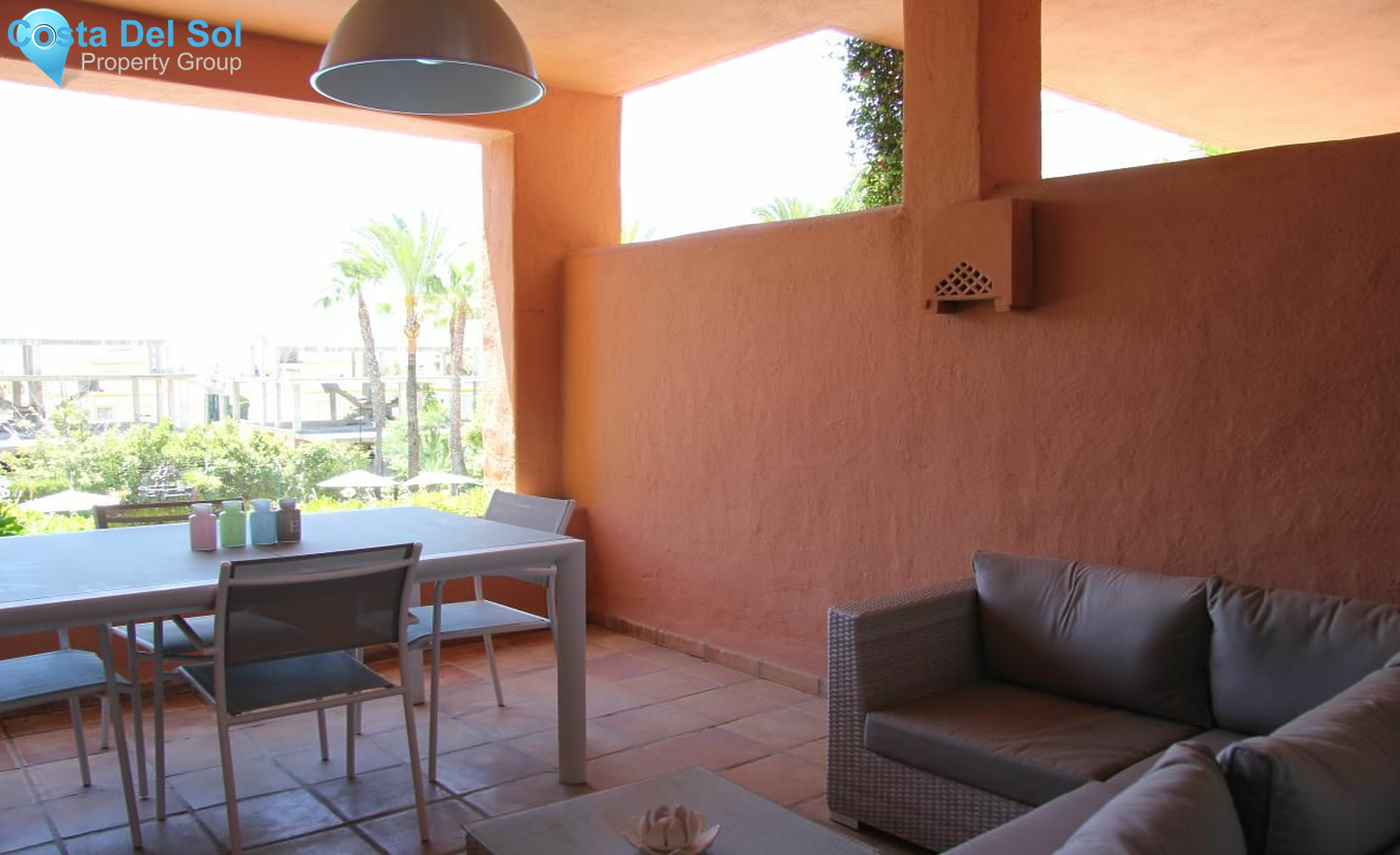 Middle Floor Apartment in Marbella-1398555