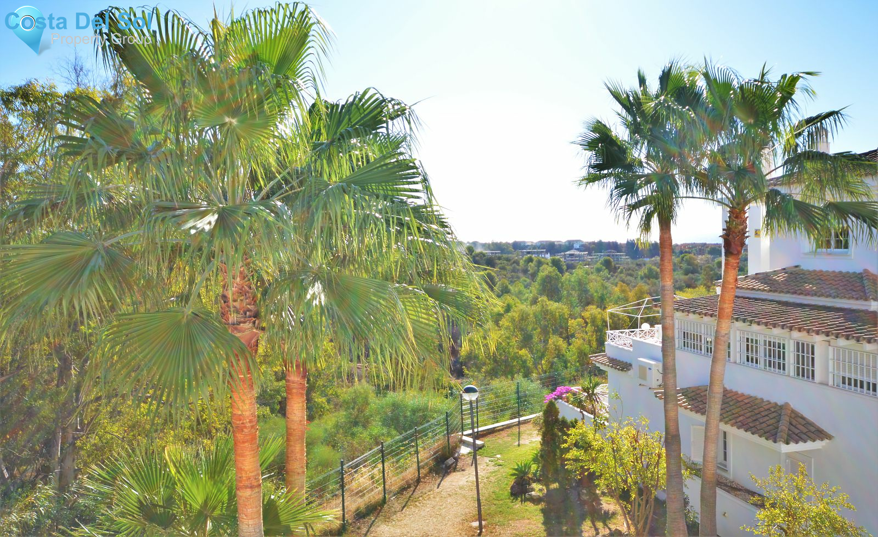 Middle Floor Apartment in Marbella-1418386