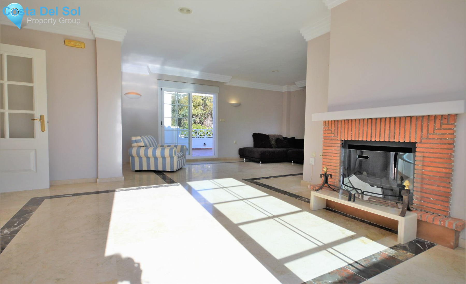 Middle Floor Apartment in Marbella-1418377