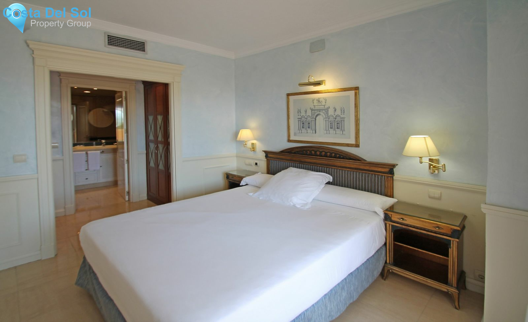 Middle Floor Apartment in The Golden Mile-1421940