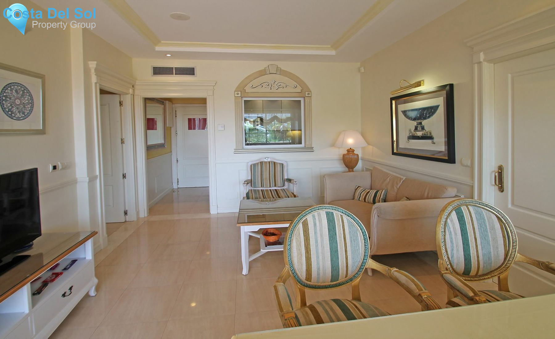 Middle Floor Apartment in The Golden Mile-1421935