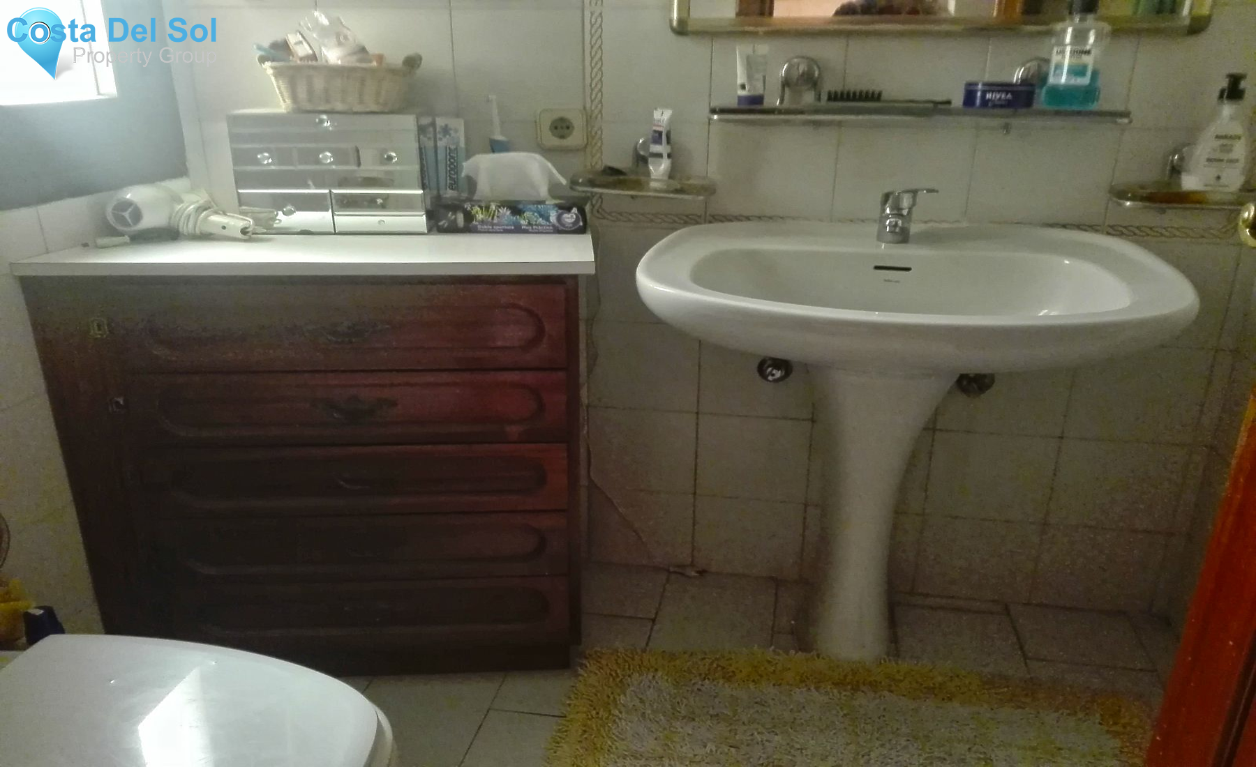 Middle Floor Apartment in Marbella-1432168