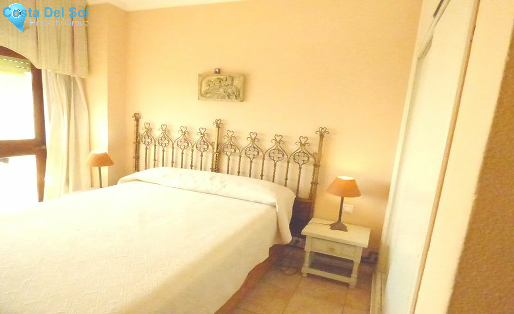 Middle Floor Apartment in Marbella-1432437