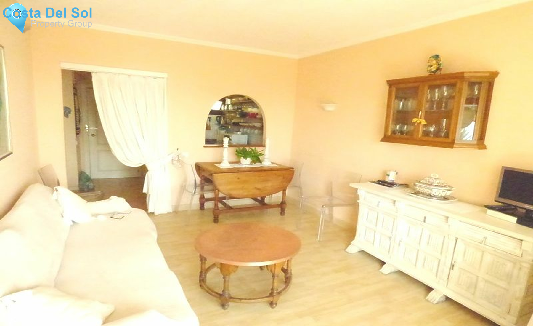 Middle Floor Apartment in Marbella-1432428