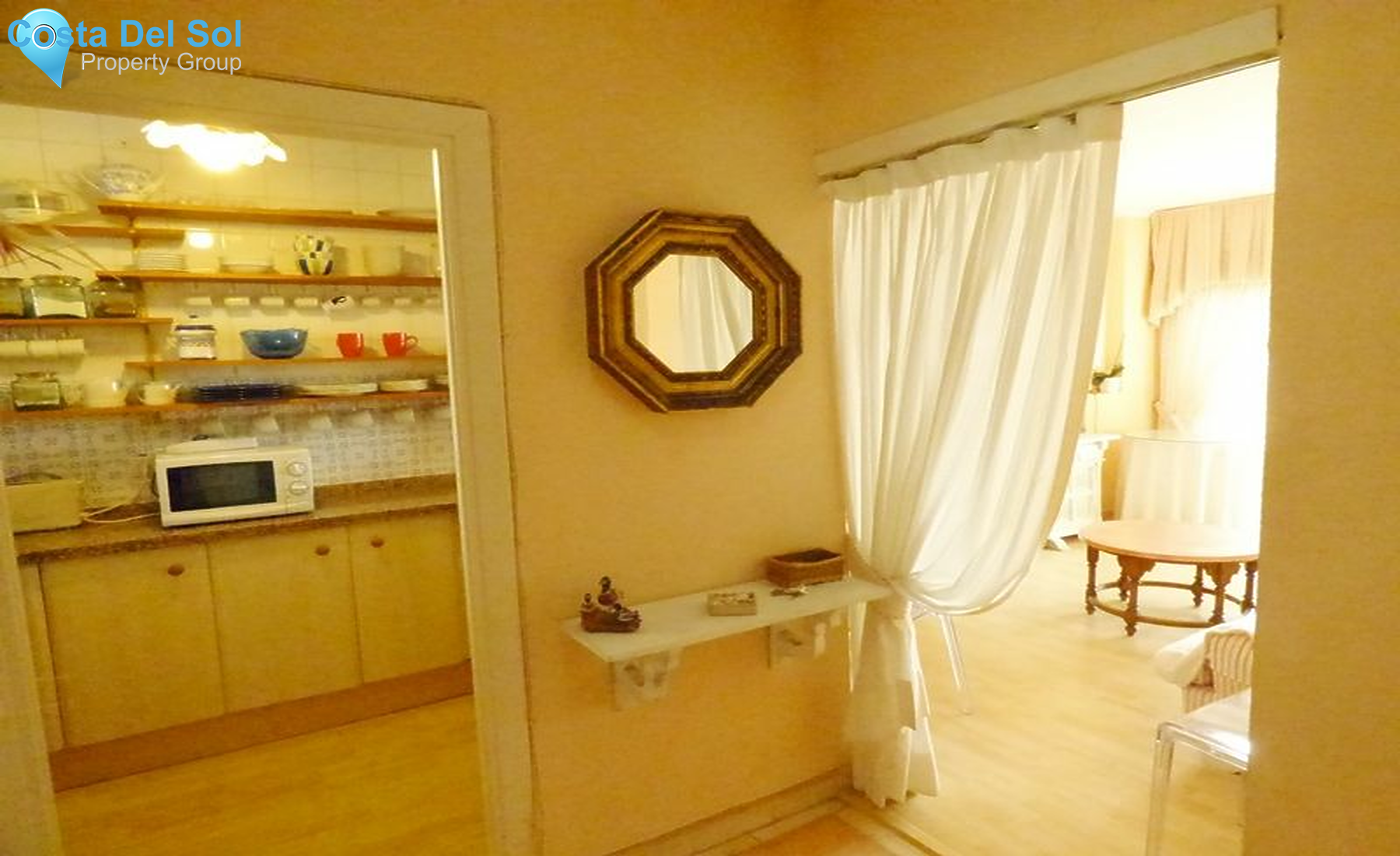 Middle Floor Apartment in Marbella-1432431