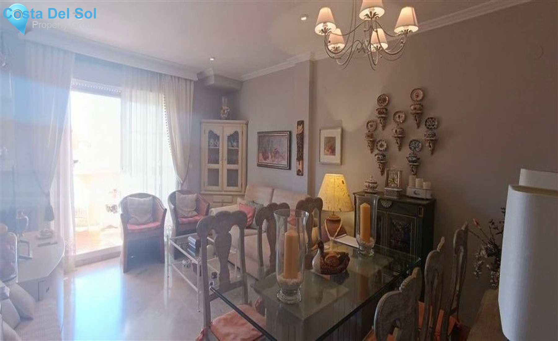 Middle Floor Apartment in Marbella-1443653