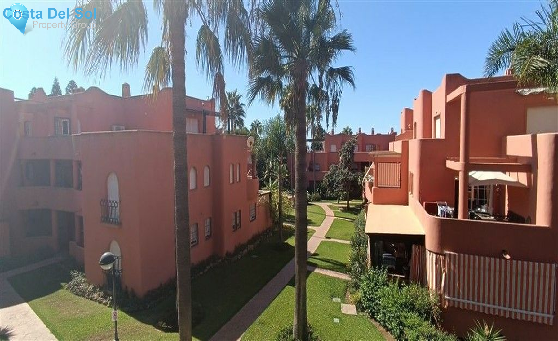 Middle Floor Apartment in Marbella-1443659