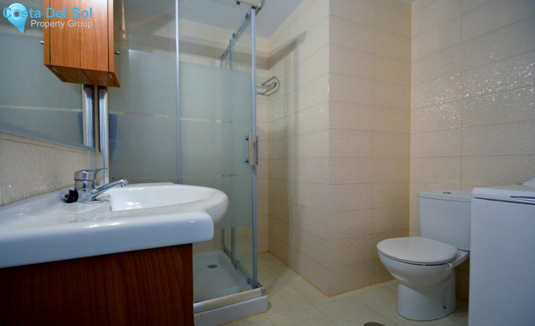 Middle Floor Apartment in Marbella-1447169