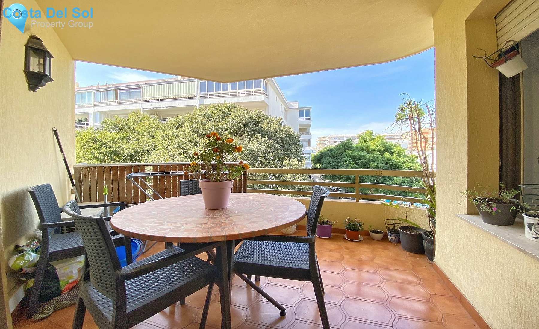 Middle Floor Apartment in Marbella-1463885