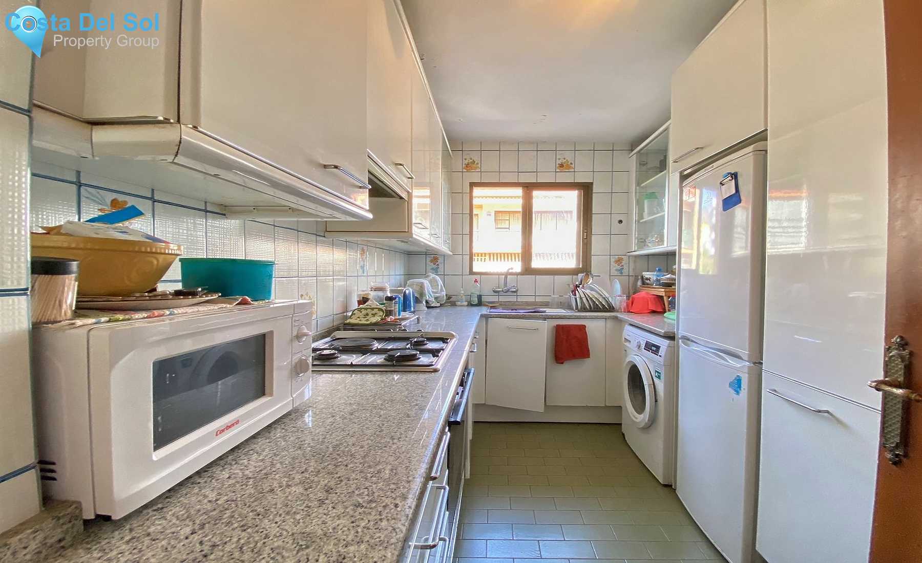 Middle Floor Apartment in Marbella-1463889