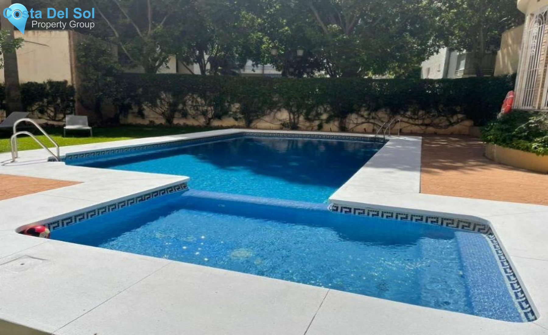 Middle Floor Apartment in Marbella-1468882