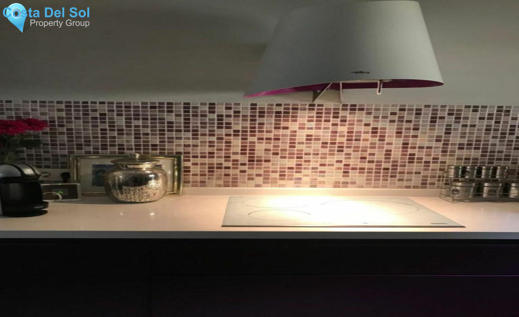 Middle Floor Apartment in Marbella-1468884