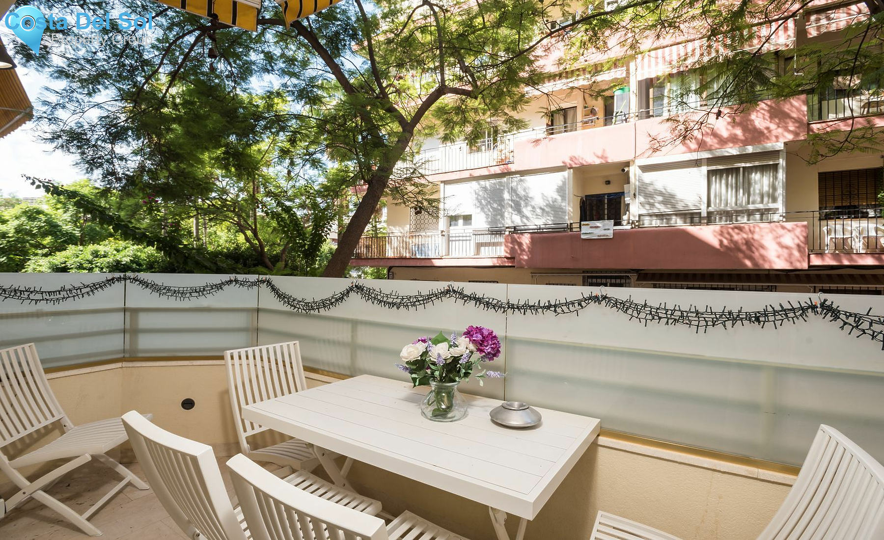 Middle Floor Apartment in Marbella-1481103