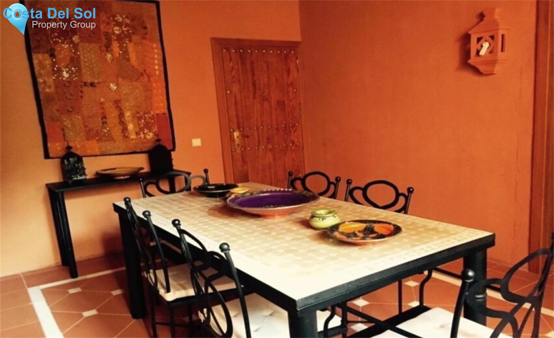 Middle Floor Apartment in Marbella-1482088