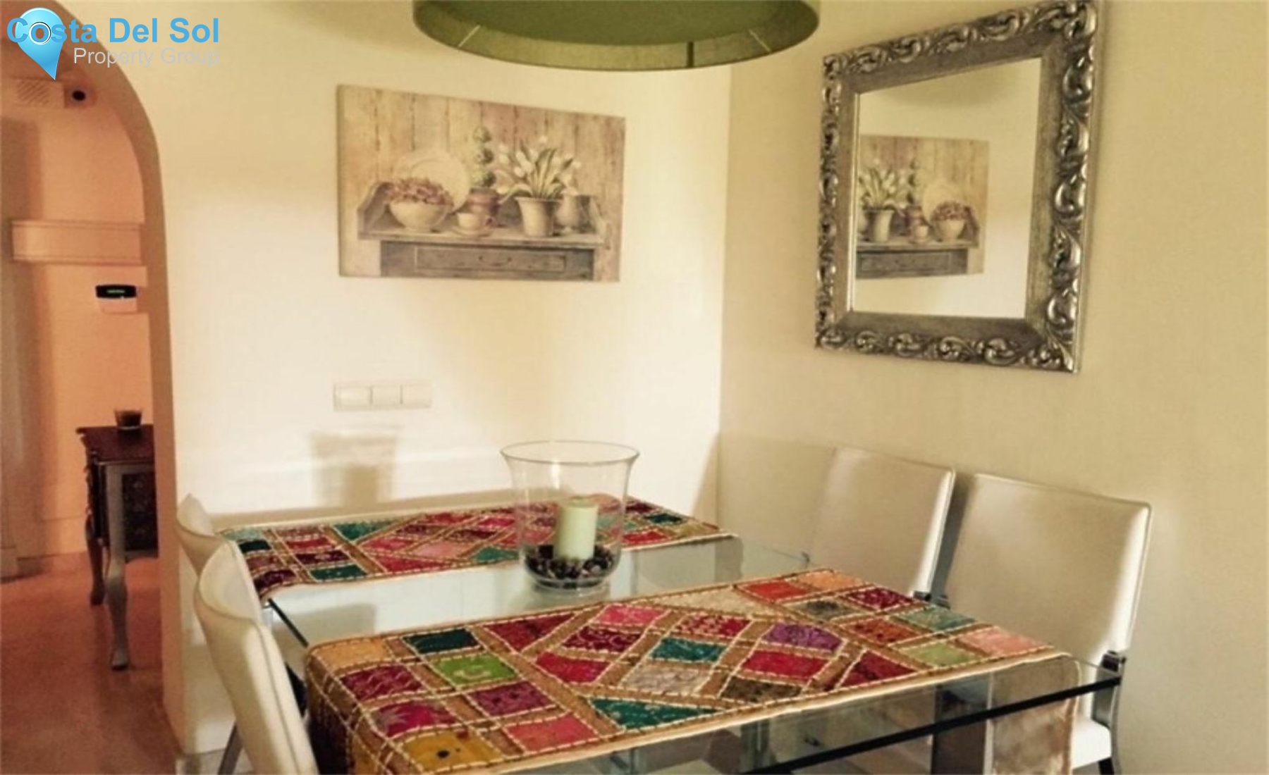 Middle Floor Apartment in Marbella-1482089