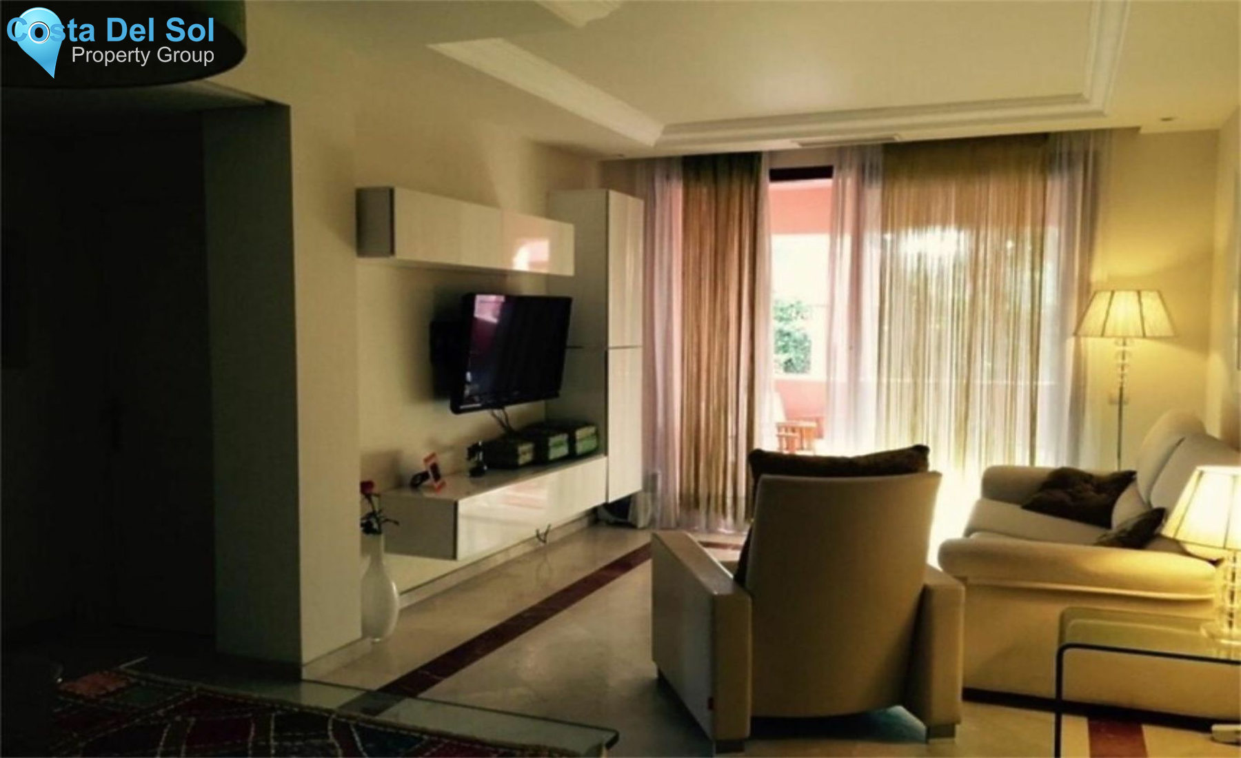 Middle Floor Apartment in Marbella-1482090