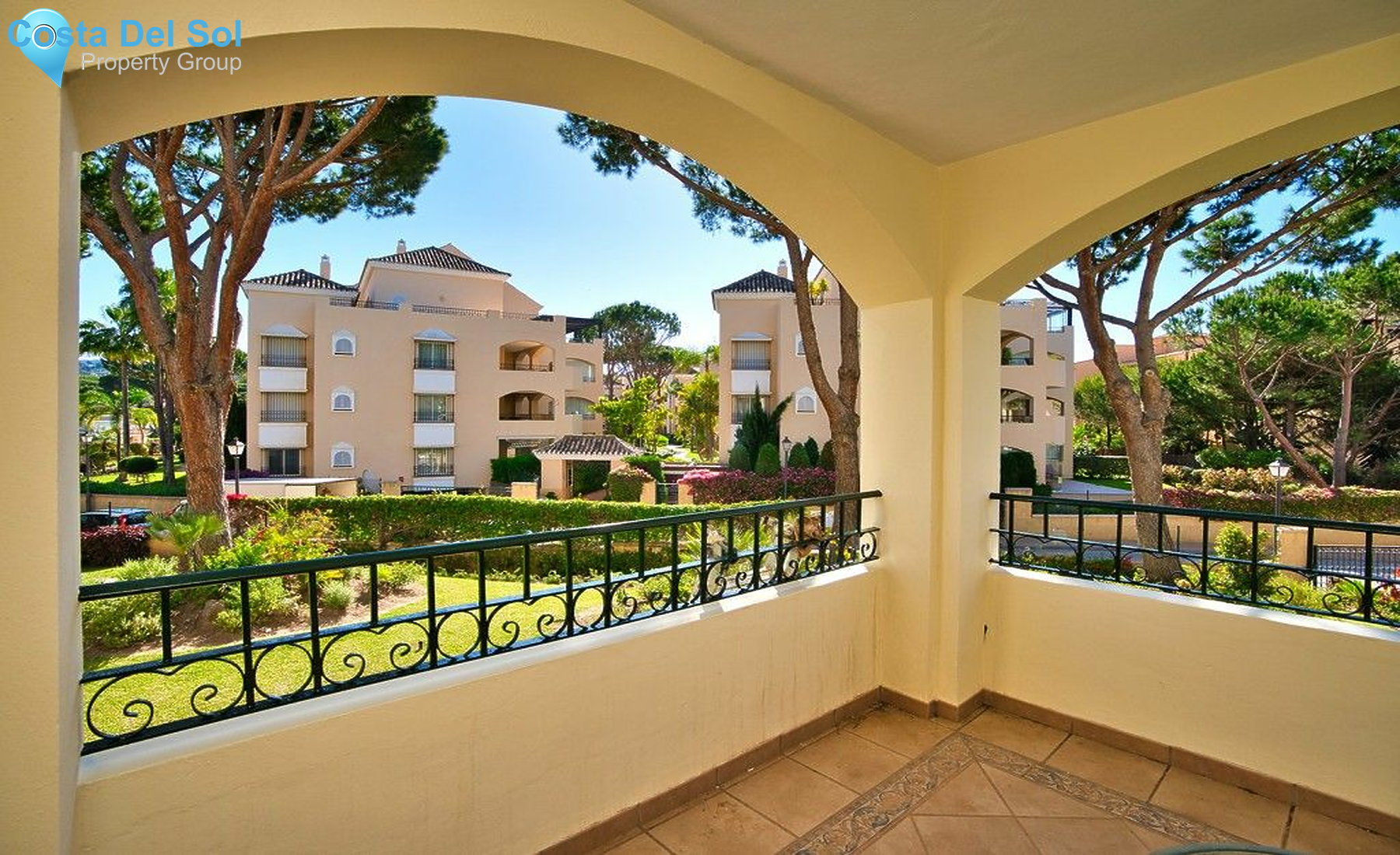 Middle Floor Apartment in Marbella-1482205