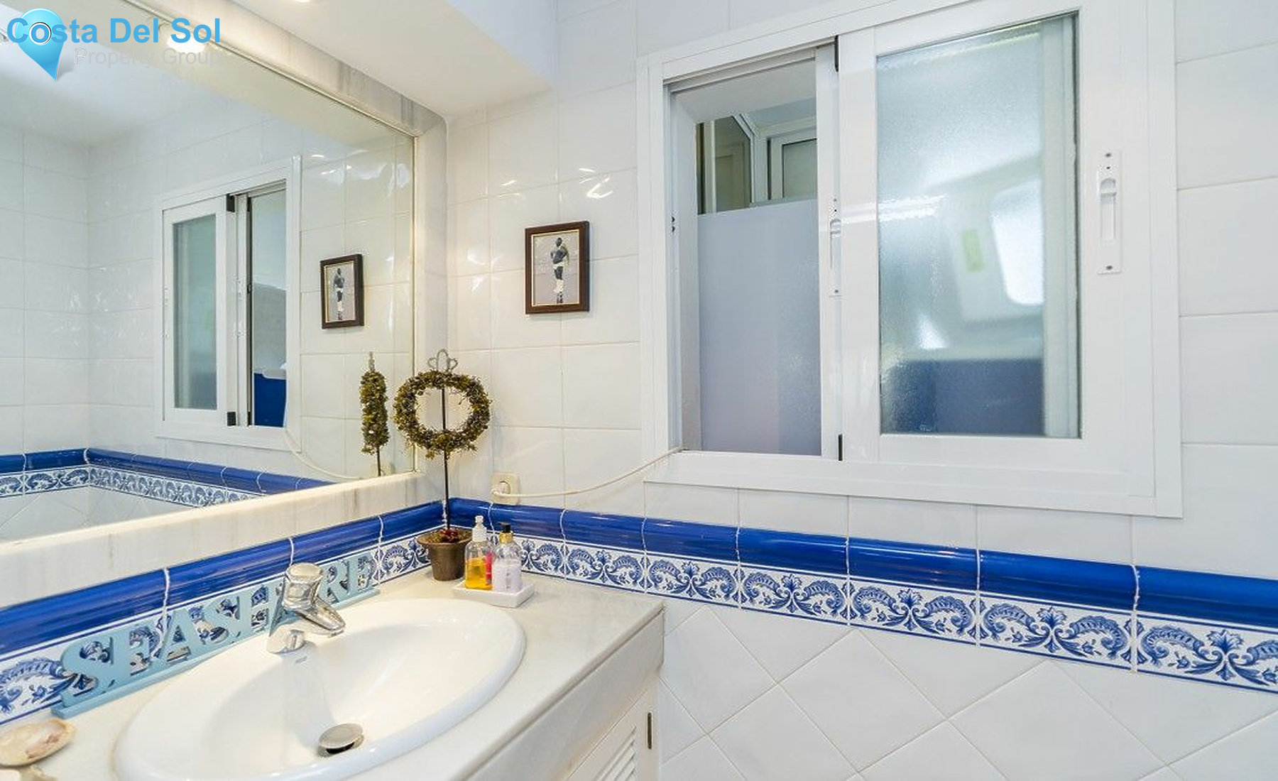 Middle Floor Apartment in Marbella-1482206