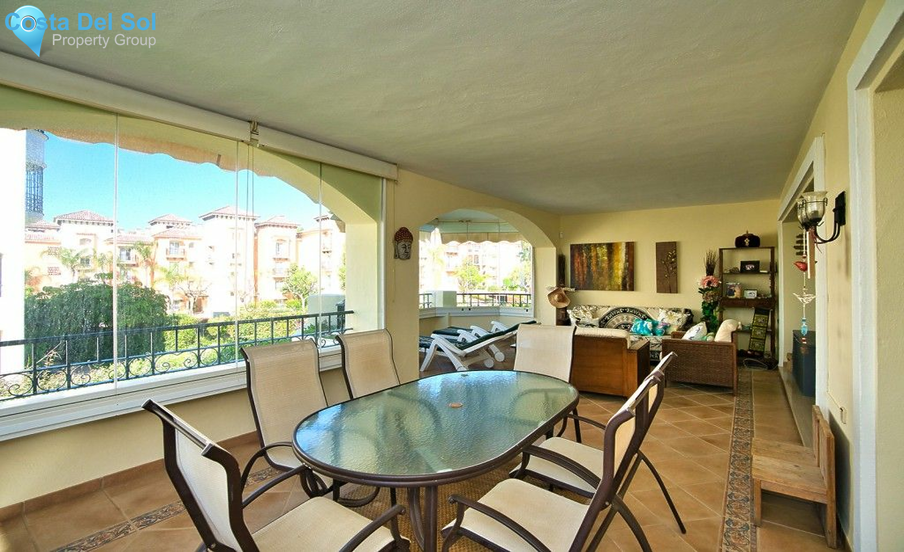 Middle Floor Apartment in Marbella-1482208