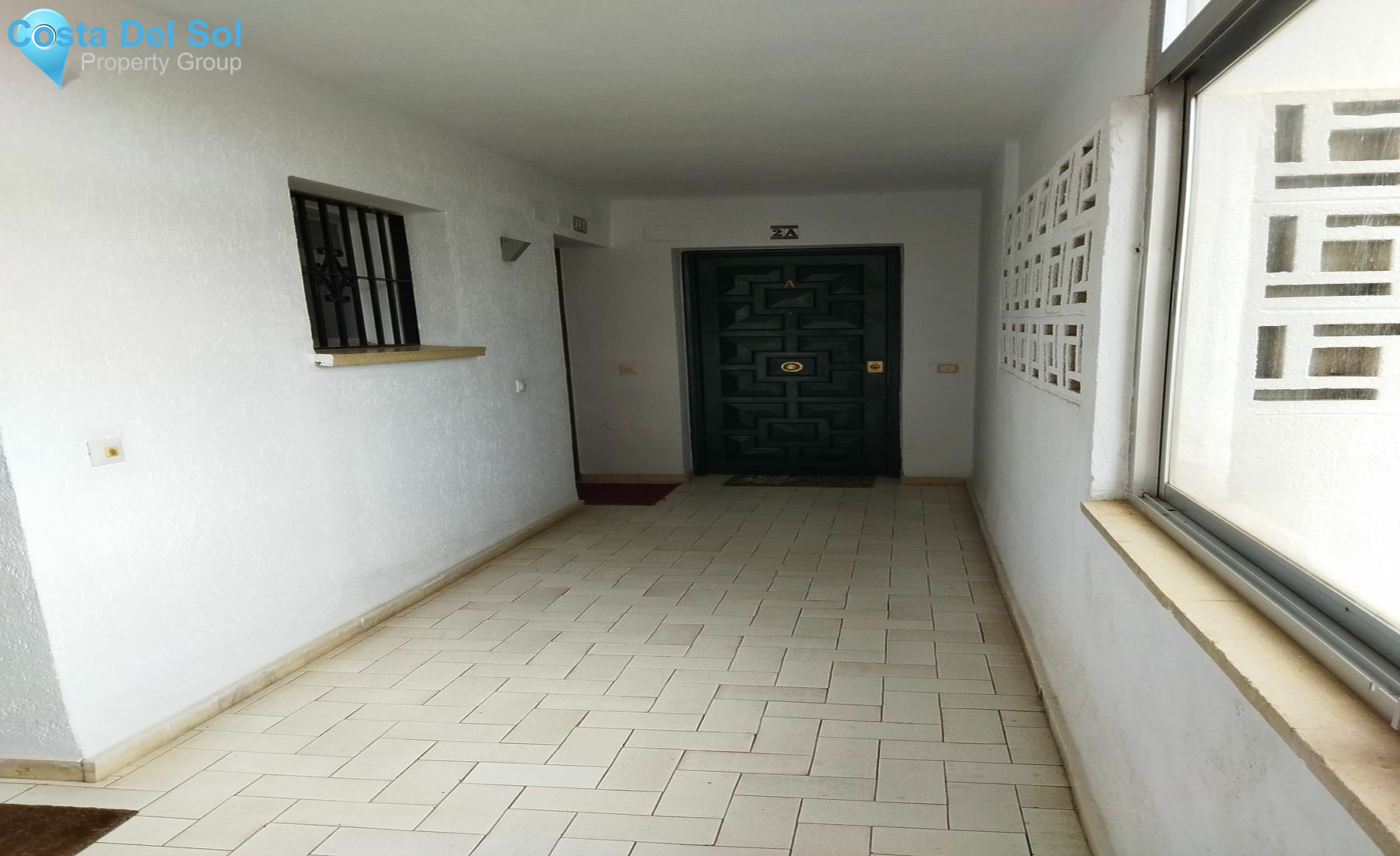 Middle Floor Apartment in Marbella-1515651