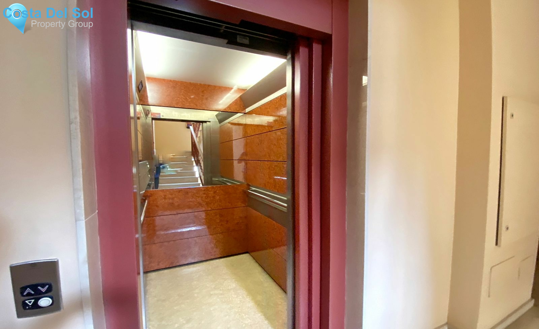 Middle Floor Apartment in Marbella-1520316