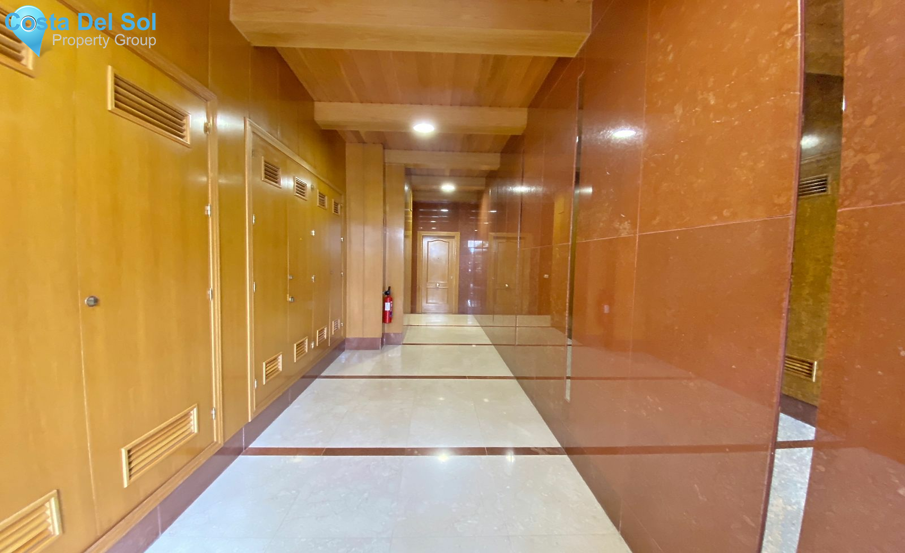 Middle Floor Apartment in Marbella-1520317