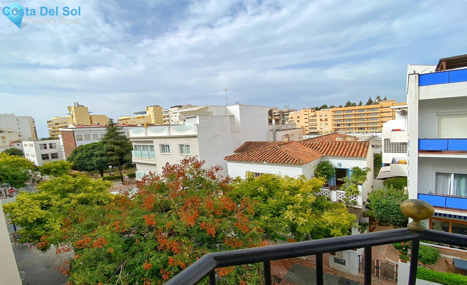 Middle Floor Apartment in Marbella-1520303