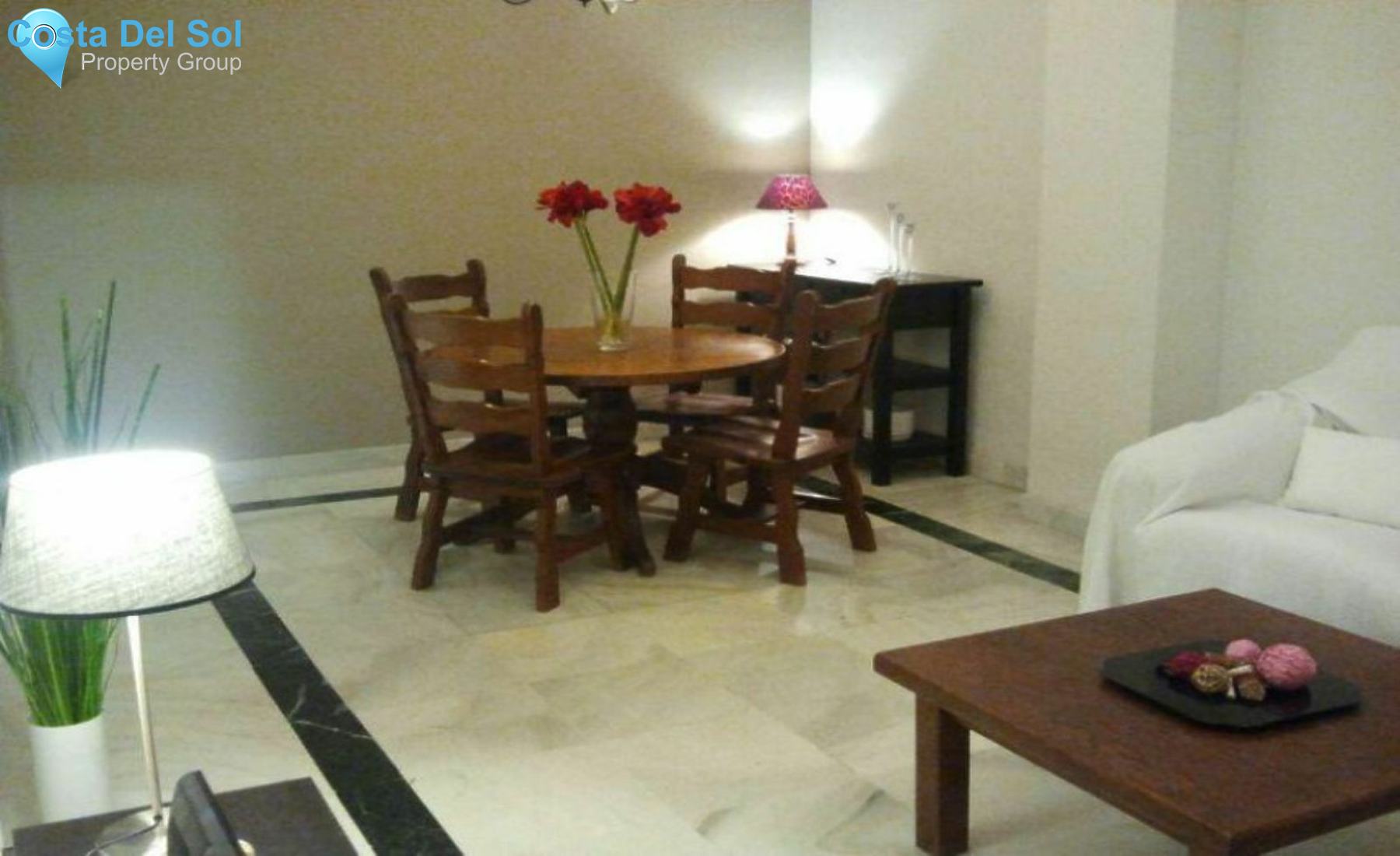 Middle Floor Apartment in Marbella-1534284