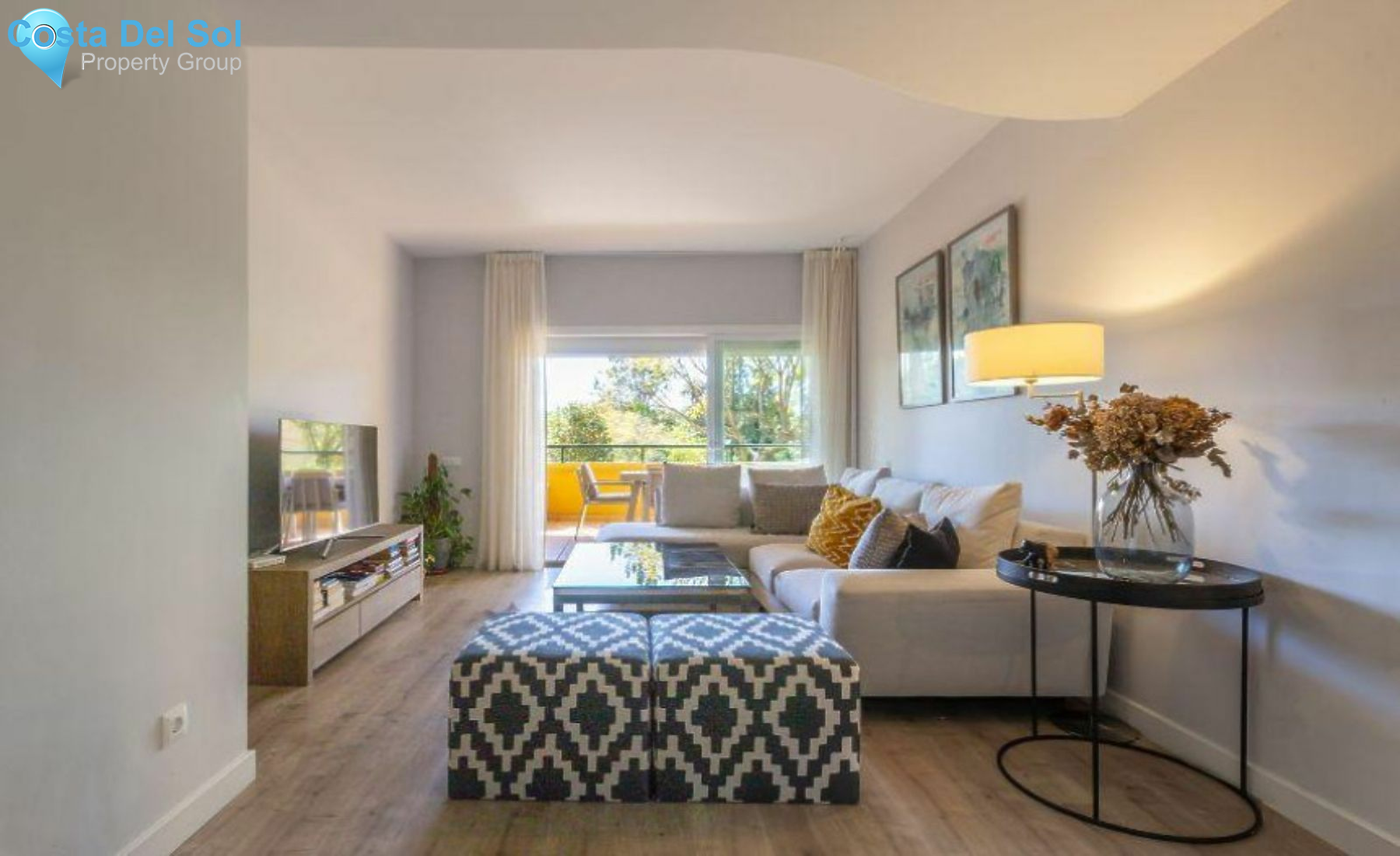 Middle Floor Apartment in Marbella-1545152