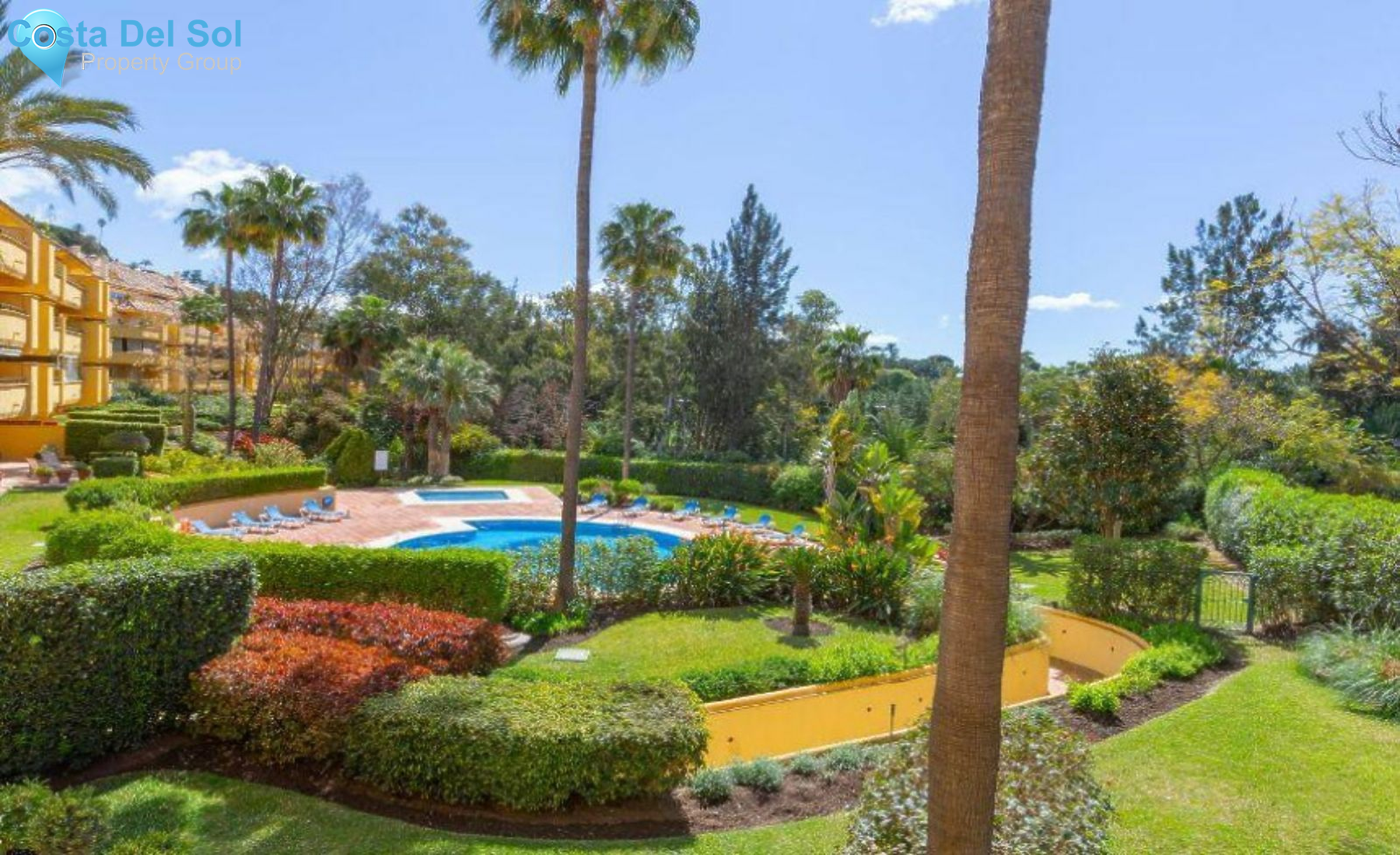 Middle Floor Apartment in Marbella-1545143