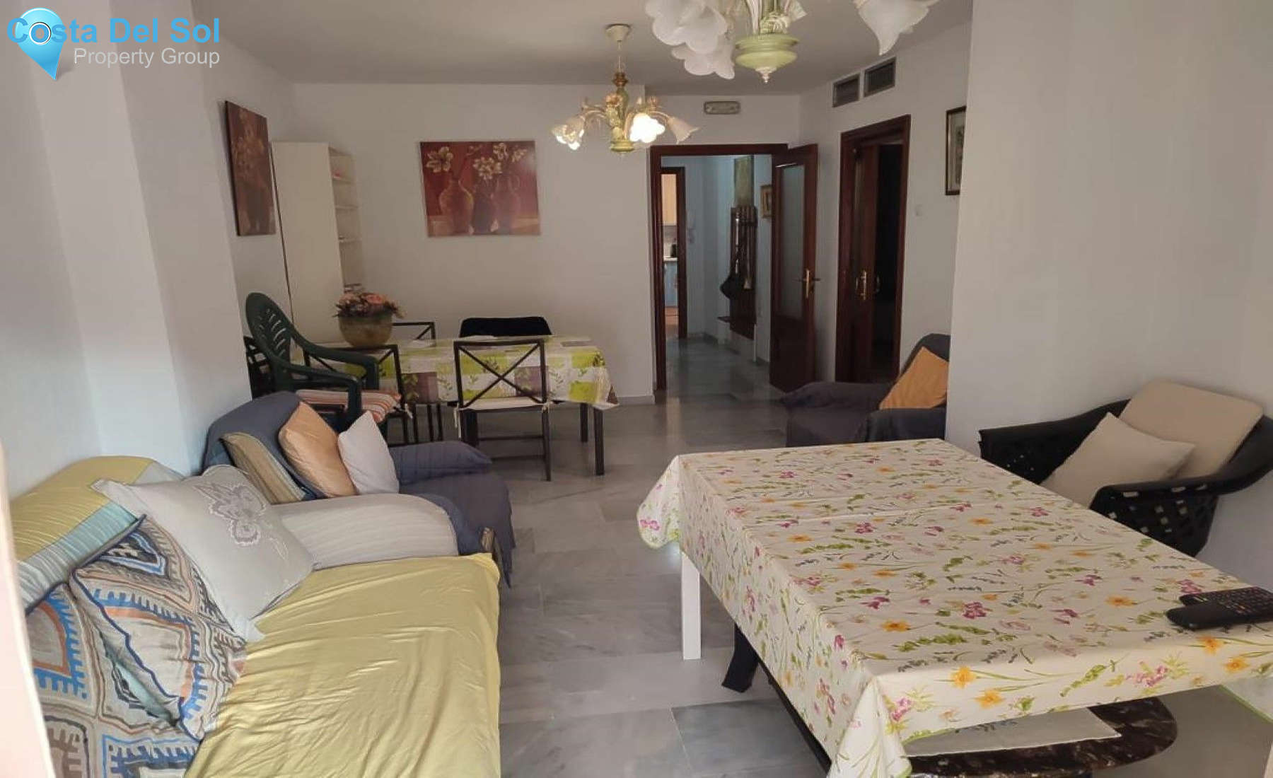 Middle Floor Apartment in Marbella-1548144