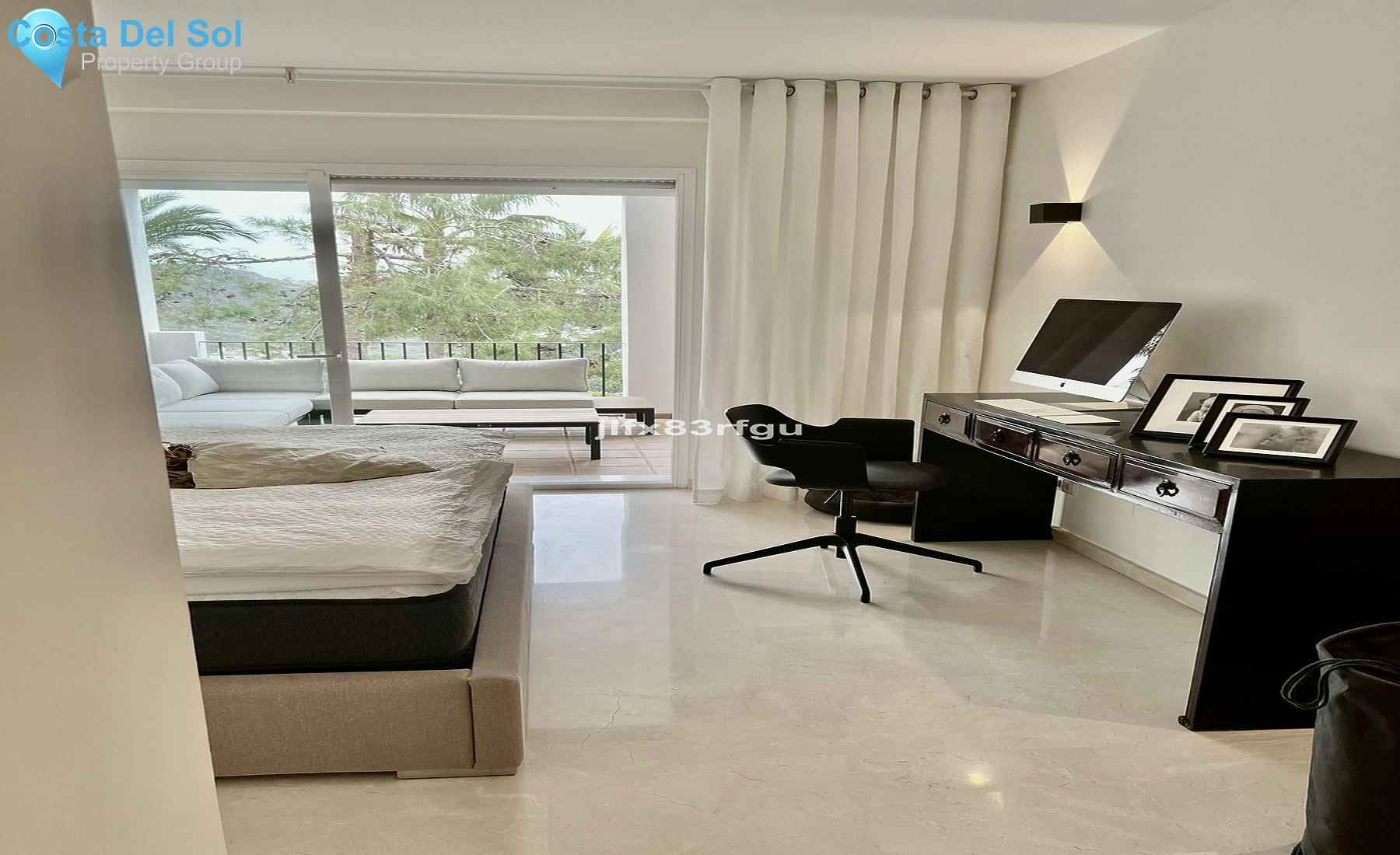 Middle Floor Apartment in Marbella-1551942