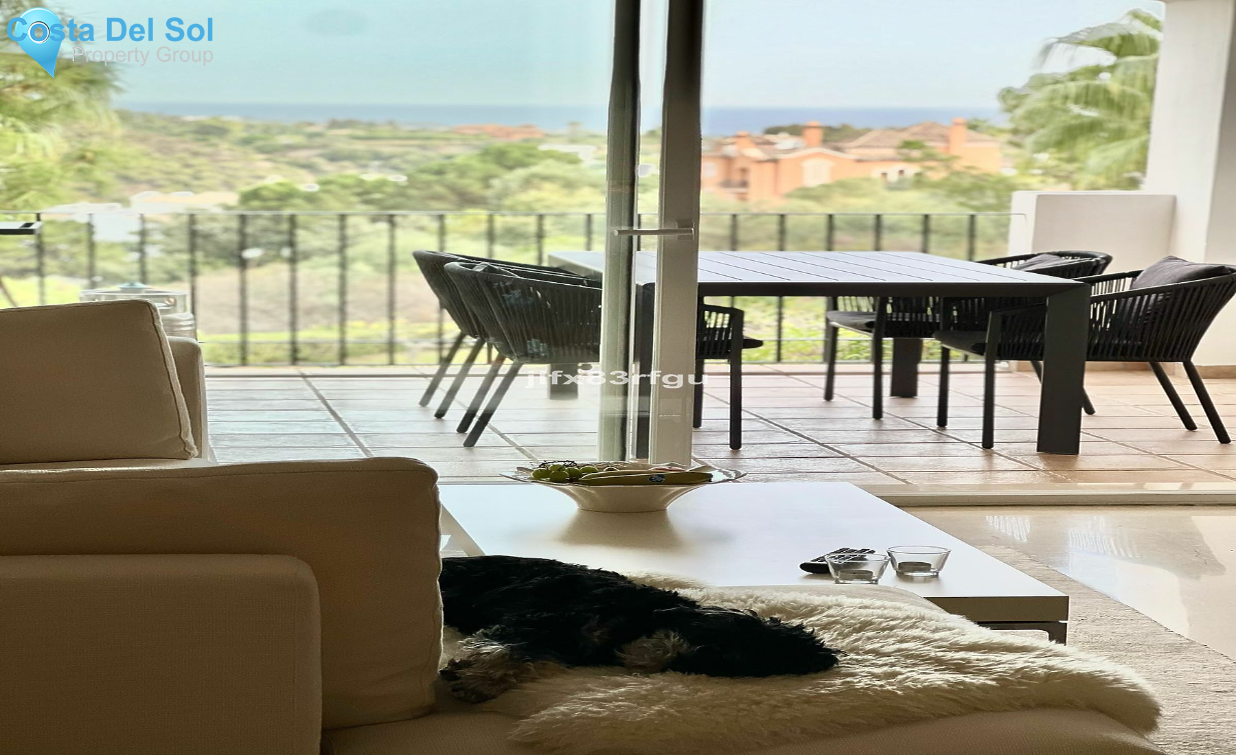 Middle Floor Apartment in Marbella-1551925