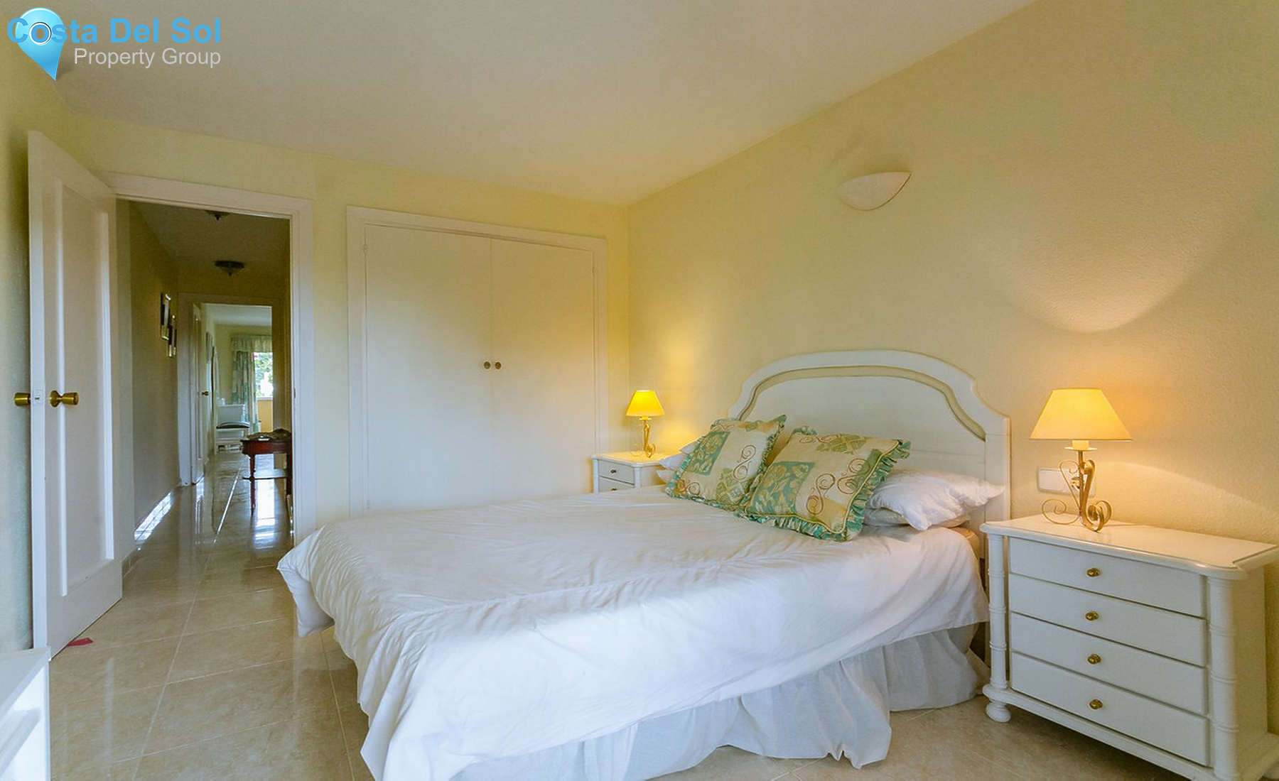 Middle Floor Apartment in Marbesa-1439318