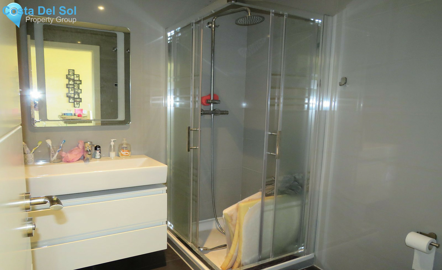 Middle Floor Apartment in Mijas Costa-1235343