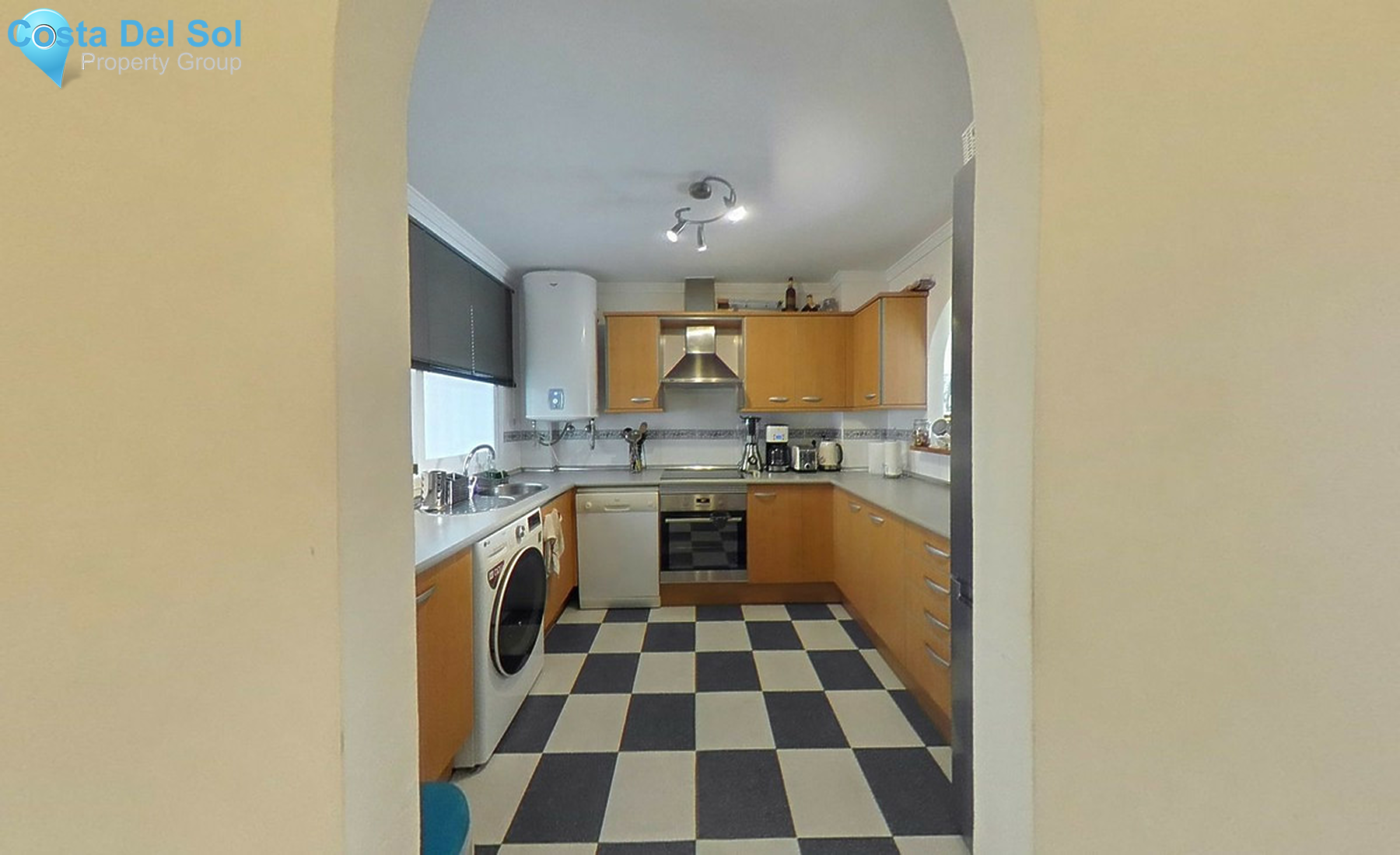 Middle Floor Apartment in Mijas Costa-1240035