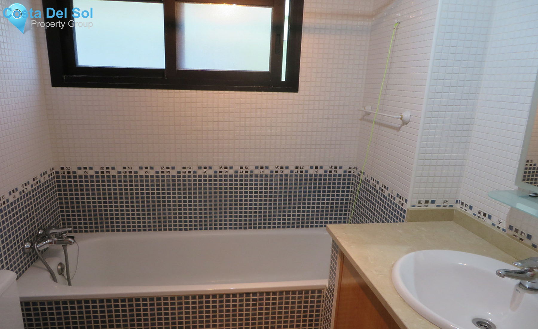 Middle Floor Apartment in Mijas Costa-1266224