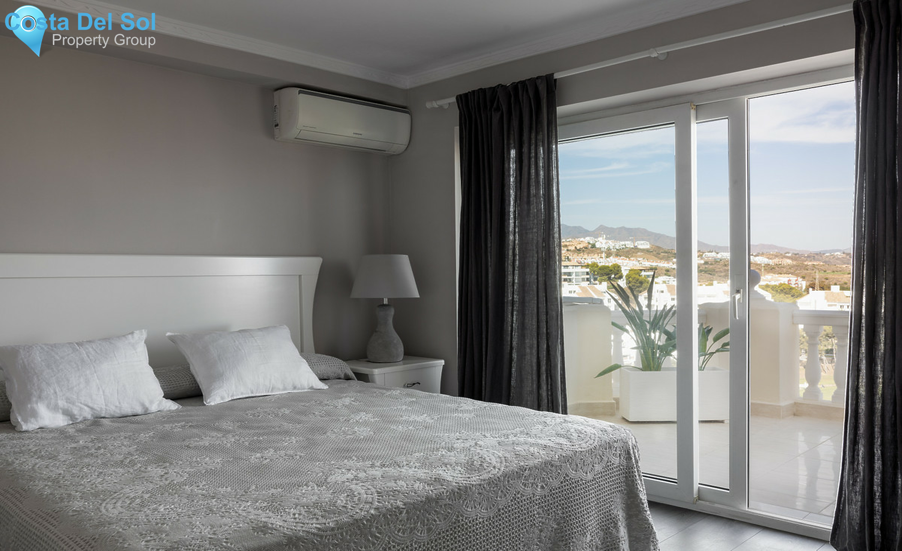 Middle Floor Apartment in Mijas Costa-1302433